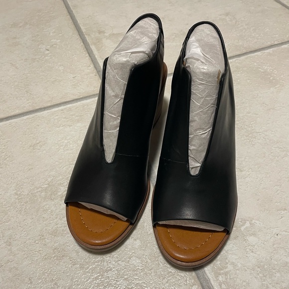 Lucky Brand Black Heeled Boots with Chunky Heel - Picture 2 of 6